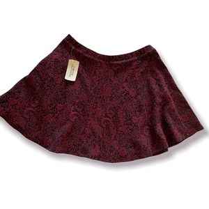 NWT Vintage Black/Burgundy Short Skirt Size M